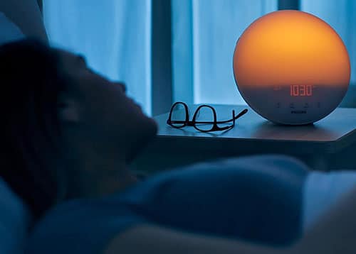 Philips Wake-up Light, ein Mann schläft