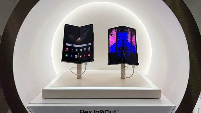 Samsung präsentiert ein Smartphone mit biegbarem Display in zwei Richtungen.