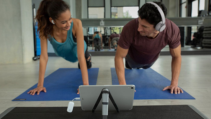 AirFly Pro im Fitnessstudio